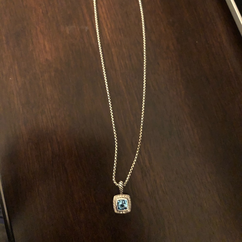 David yurman women’s necklace